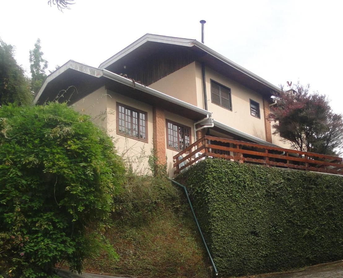 Casa Em Condominio Privado Campos do Jordão Exterior photo