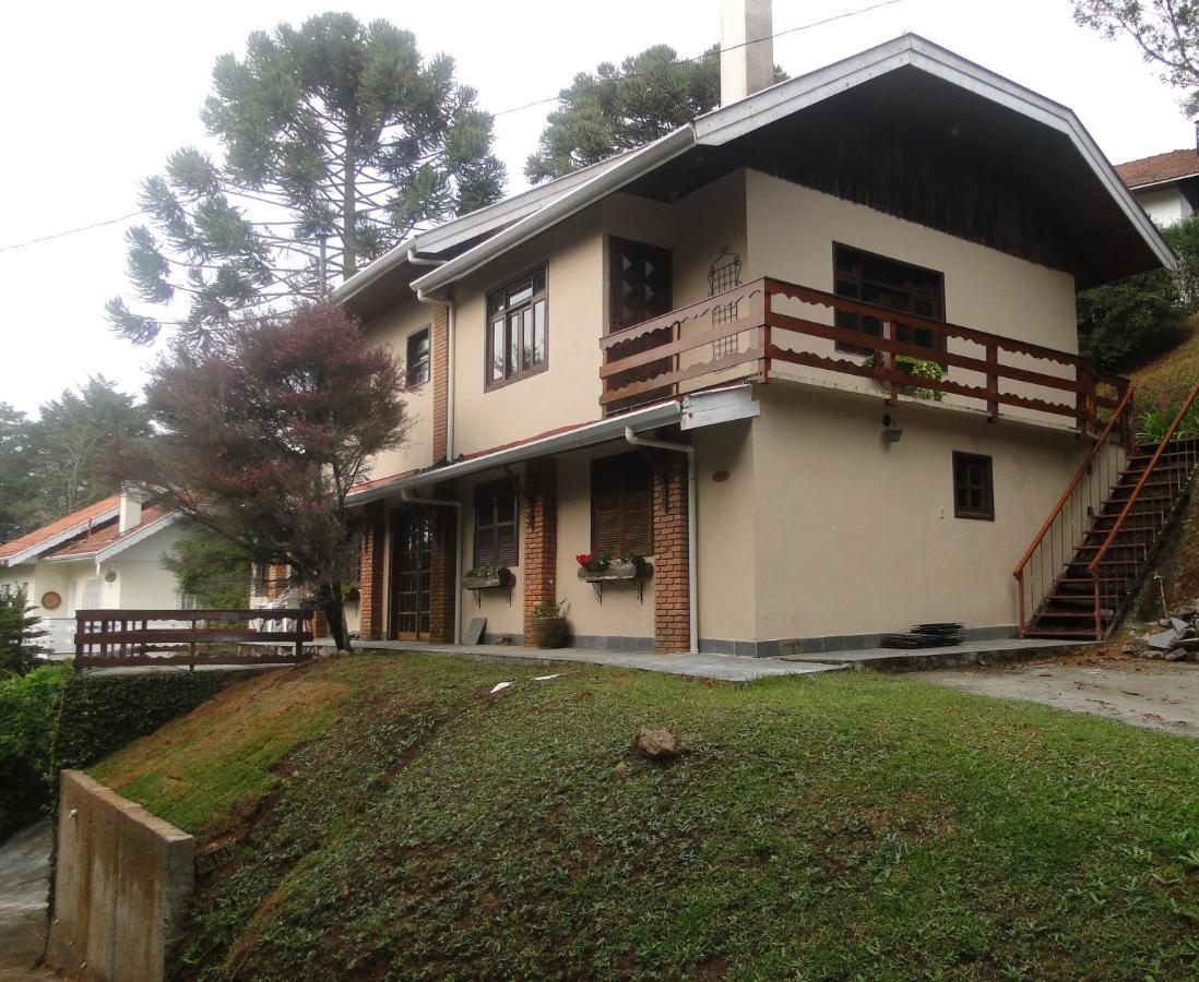 Casa Em Condominio Privado Campos do Jordão Exterior photo